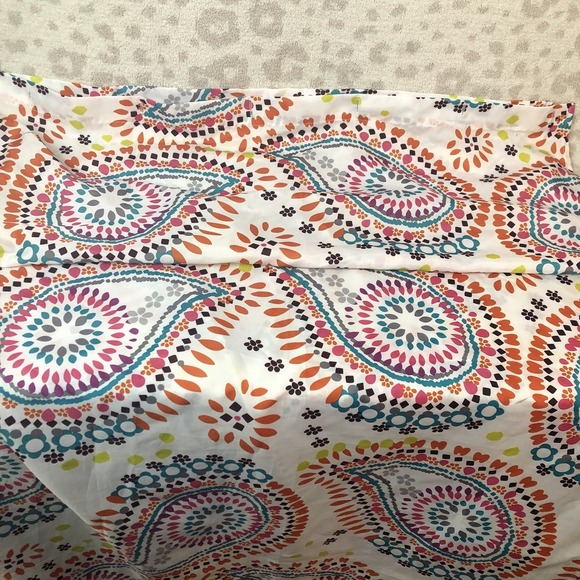 Home Trends Other - Home Trends Shower Curtain Polyester Fabric Curtain 70" X 72" -1970s Color wheel